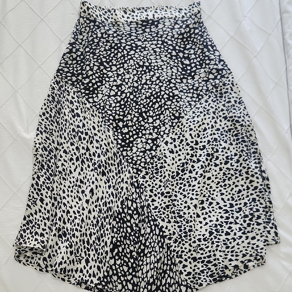 Anthropologie Monochrome Asymmetrical Skirt - Picture 7 of 9